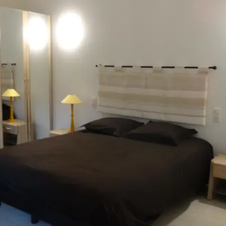 Bed & Breakfast Le Domaine De Canelle 4*