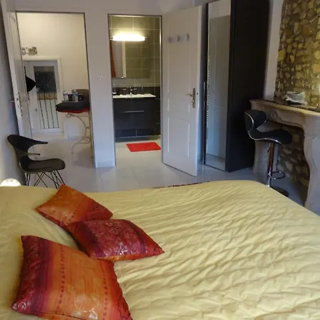 Bed & Breakfast Le Domaine De Canelle 4*
